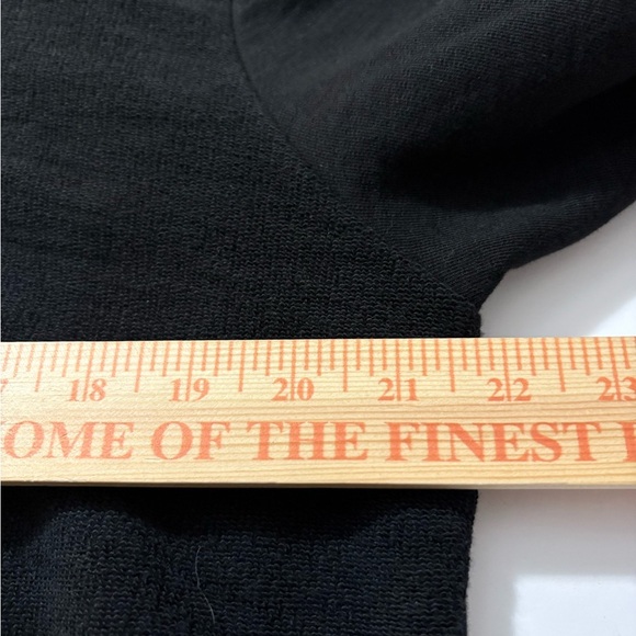 Goldie Linwinter Peruvian Cotton Colorblock Sweater - Black and Blue. Very comfy - Picture 11 of 14